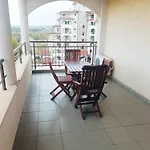 Апартамент Bulgapart *